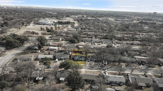 610 Stonewall Drive, Euless, TX 76039