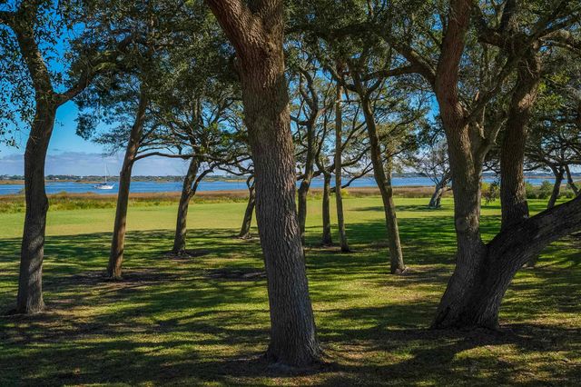 1040 Dorado Dr, St Augustine, FL 32086