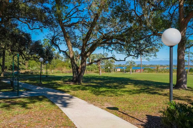 1040 Dorado Dr, St Augustine, FL 32086