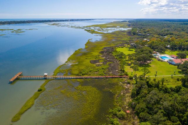 1040 Dorado Dr, St Augustine, FL 32086