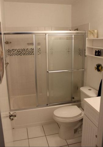 1040 Dorado Dr, St Augustine, FL 32086