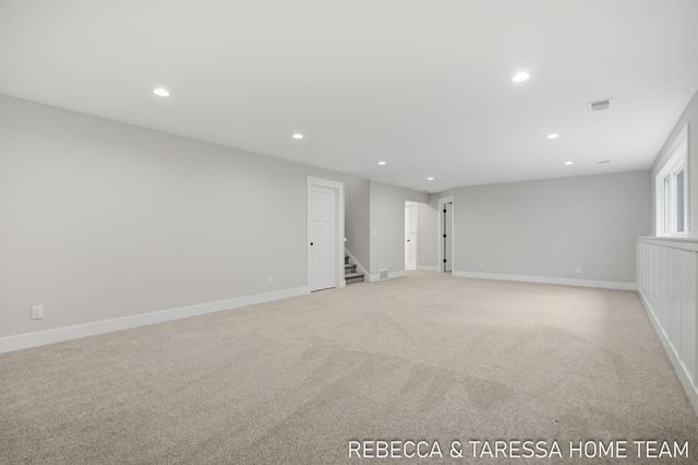 6007 Savannah Way 34, Muskegon, MI 49442