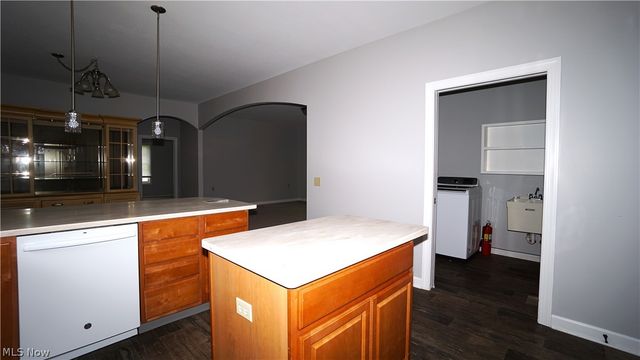 1166 Cobblestone Drive, Tallmadge, OH 44278