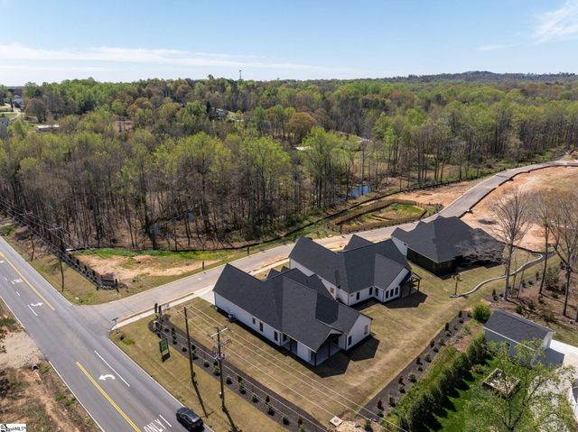 4 Aetna Spring Court, Taylors, SC 29687