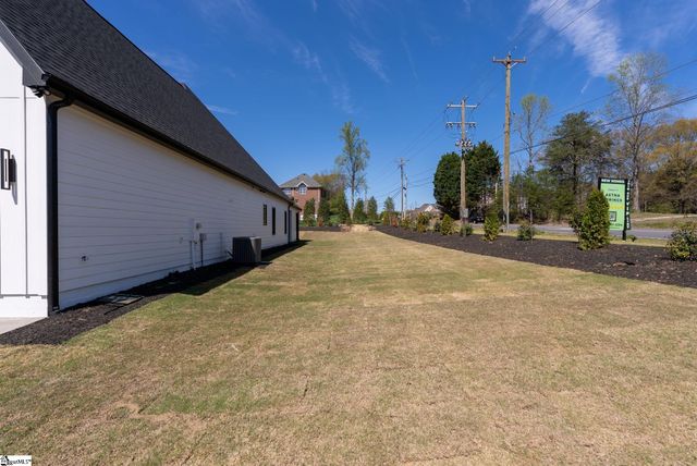 4 Aetna Spring Court, Taylors, SC 29687