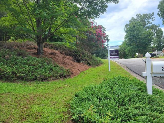 250 Jordan Place, Fayetteville, GA 30215