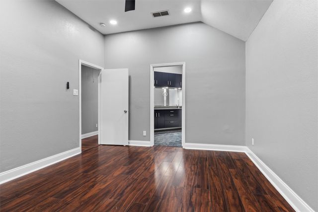 2401 Bennington Drive, Arlington, TX 76018