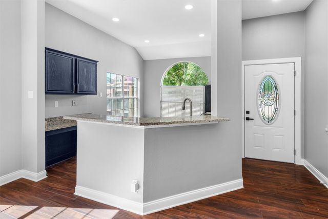 2401 Bennington Drive, Arlington, TX 76018