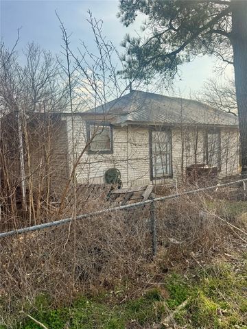 316 Alley Street, Perrin, TX 76486