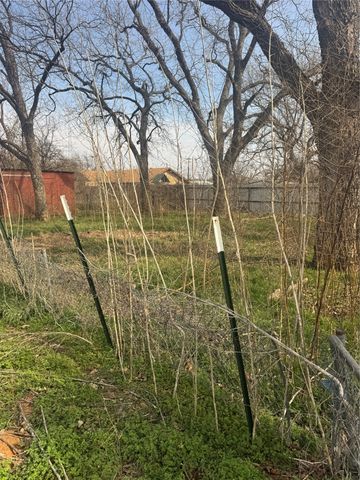 316 Alley Street, Perrin, TX 76486