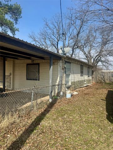 316 Alley Street, Perrin, TX 76486