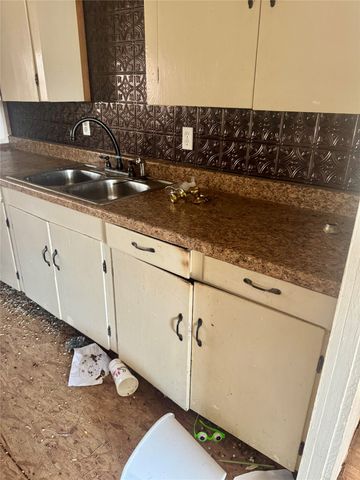 316 Alley Street, Perrin, TX 76486