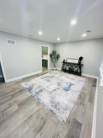 7437 White Oak Avenue, Hammond, IN 46324