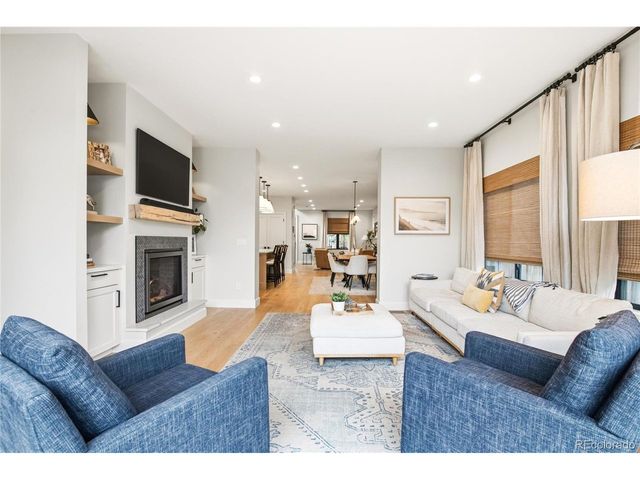3364 W Moncrieff Pl, Denver, CO 80211