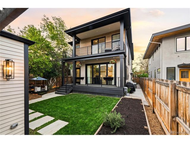 3364 W Moncrieff Pl, Denver, CO 80211