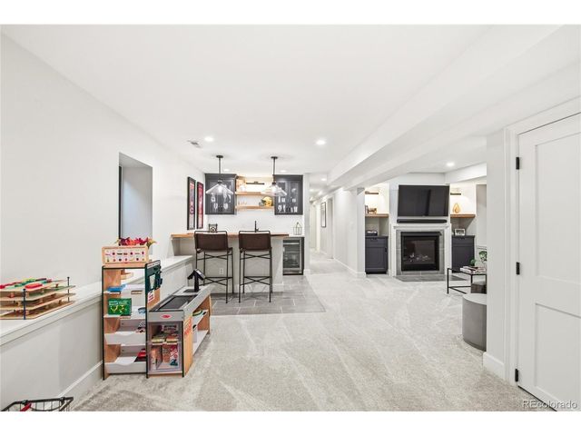 3364 W Moncrieff Pl, Denver, CO 80211