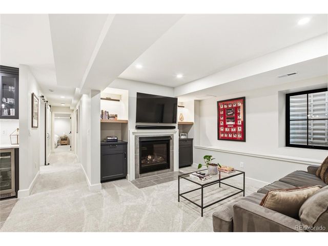 3364 W Moncrieff Pl, Denver, CO 80211