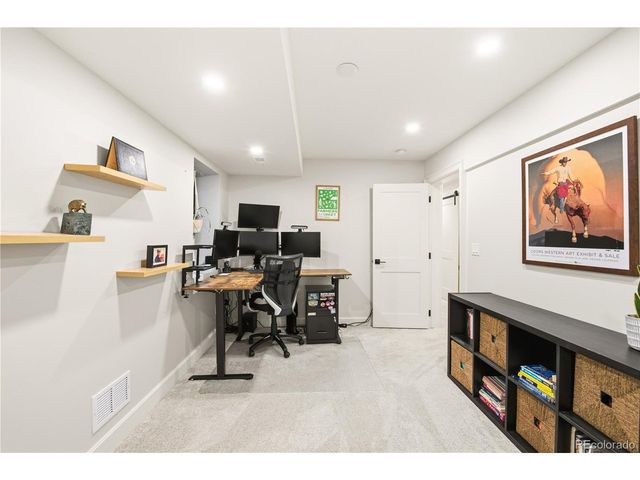 3364 W Moncrieff Pl, Denver, CO 80211