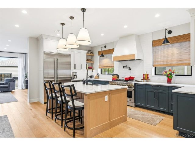 3364 W Moncrieff Pl, Denver, CO 80211