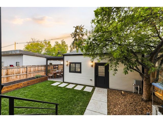 3364 W Moncrieff Pl, Denver, CO 80211