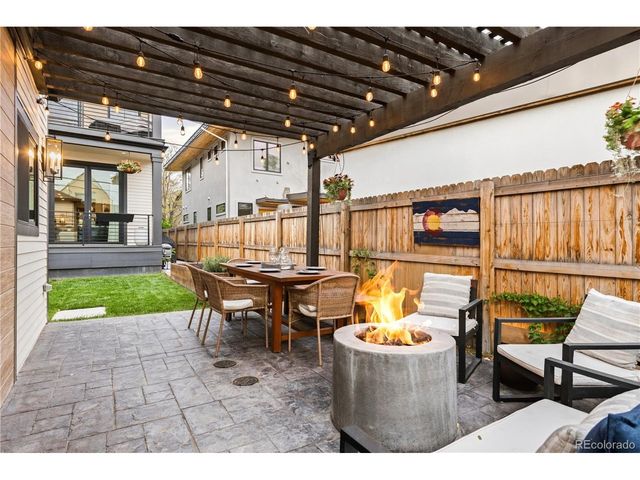 3364 W Moncrieff Pl, Denver, CO 80211