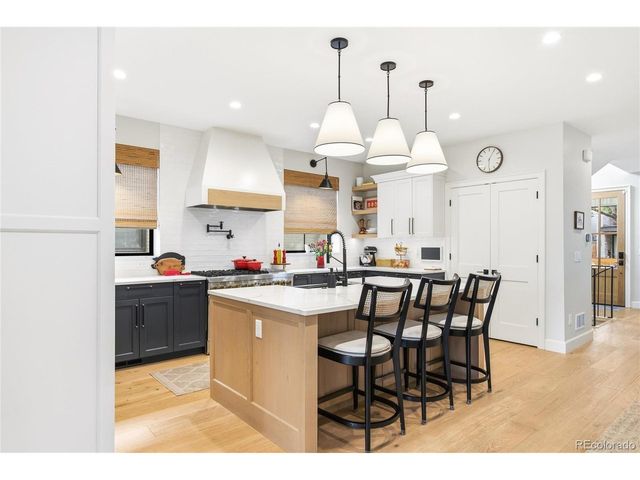 3364 W Moncrieff Pl, Denver, CO 80211