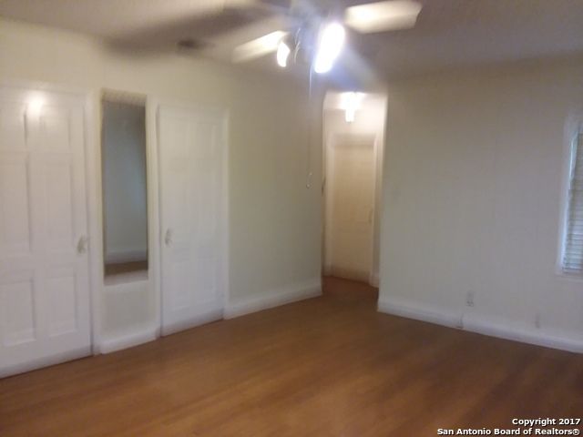 217 JOHN PAGE DR, San Antonio, TX 78228