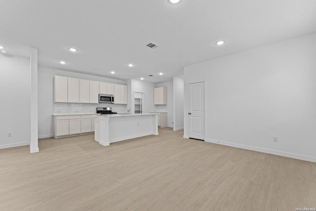 2303 Fort Davis Pass, Marion, TX 78124