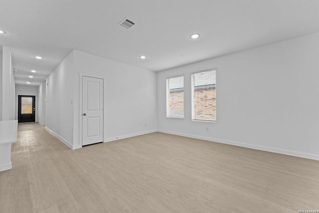 2303 Fort Davis Pass, Marion, TX 78124