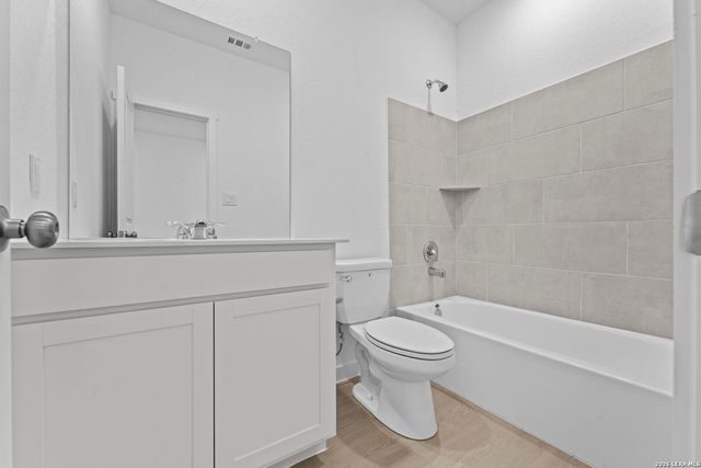 2303 Fort Davis Pass, Marion, TX 78124