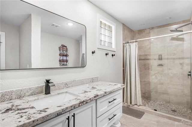 2400 Kirk Avenue, Mission, TX 78574