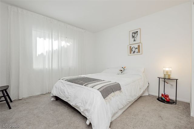 10417 Rose Palisade Street, Las Vegas, NV 89141