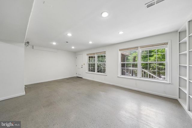 102 RICHMOND CV, Stafford, VA 22554
