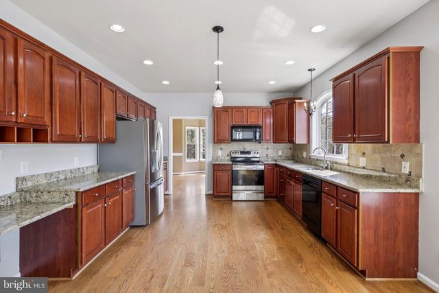 102 RICHMOND CV, Stafford, VA 22554