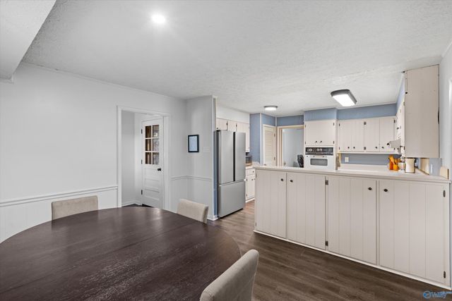 15209 Clodessa Drive, Athens, AL 35611