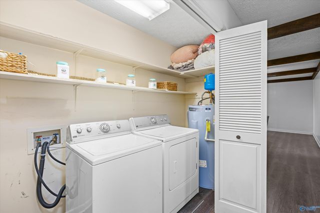 15209 Clodessa Drive, Athens, AL 35611