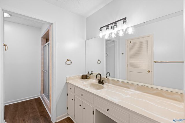 15209 Clodessa Drive, Athens, AL 35611