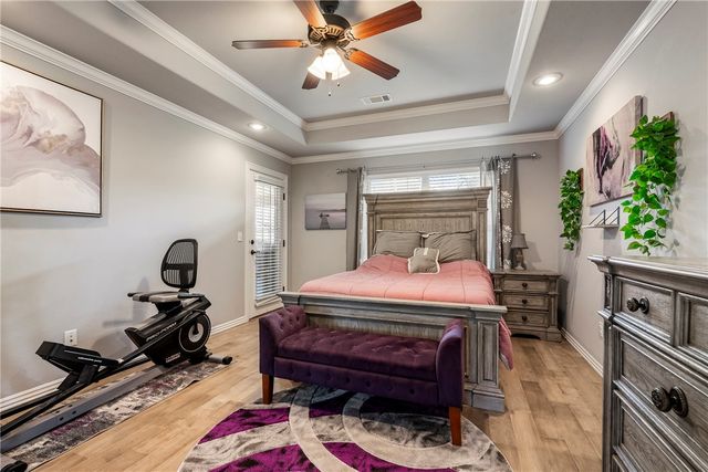 202 W Hayden Boulevard, Rogers, AR 72756