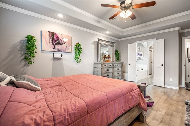 202 W Hayden Boulevard, Rogers, AR 72756