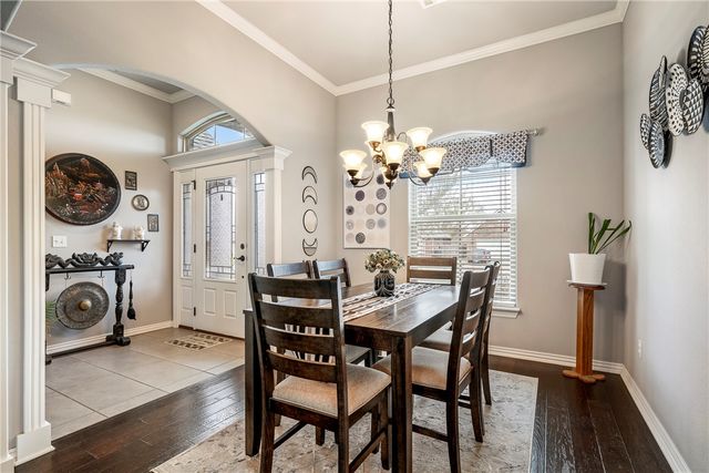 202 W Hayden Boulevard, Rogers, AR 72756