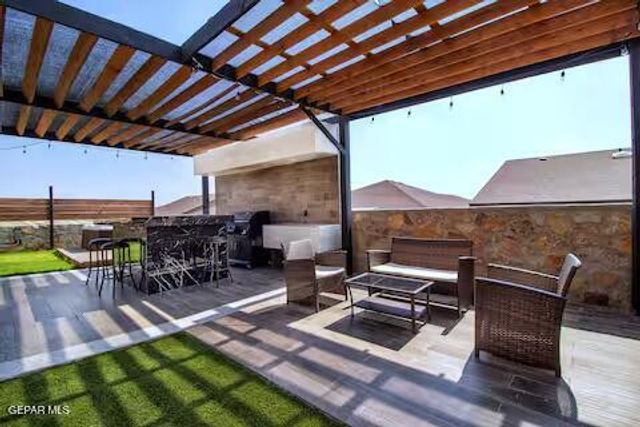 6085 STONE WASH Street, El Paso, TX 79932