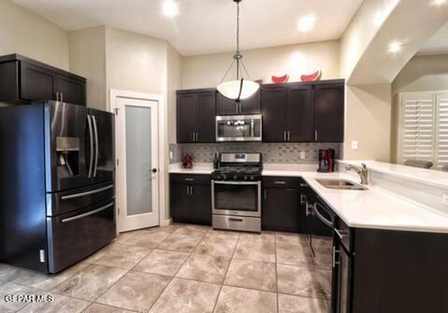 6085 STONE WASH Street, El Paso, TX 79932