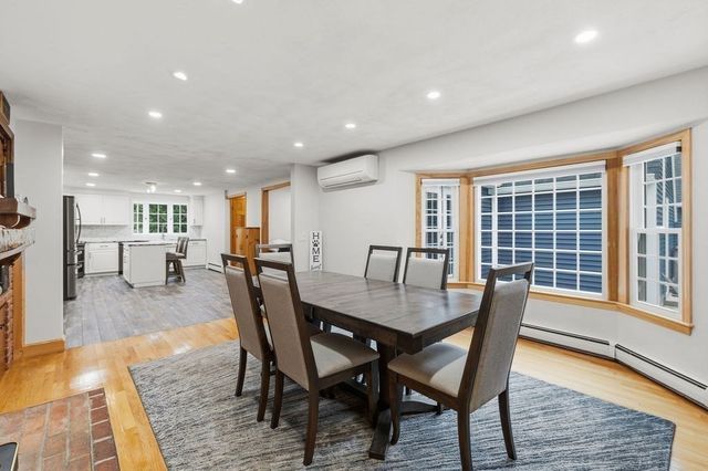 76 Fairview Ave, Rehoboth, MA 02769