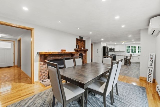 76 Fairview Ave, Rehoboth, MA 02769