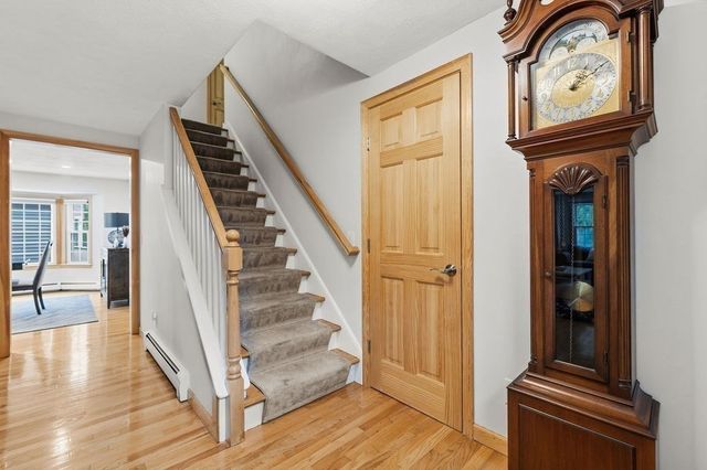 76 Fairview Ave, Rehoboth, MA 02769