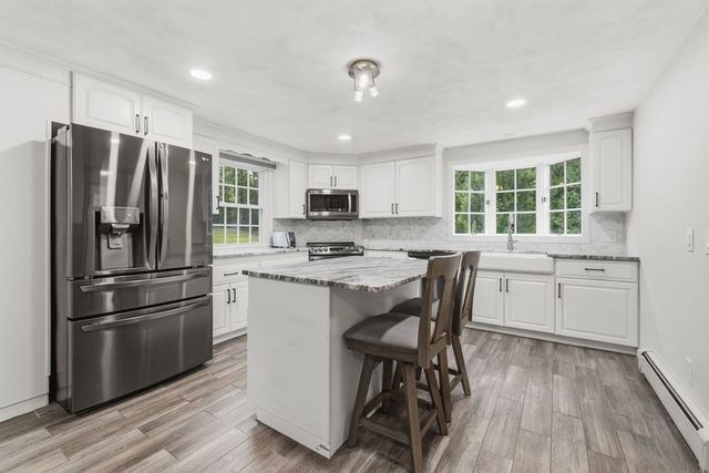 76 Fairview Ave, Rehoboth, MA 02769