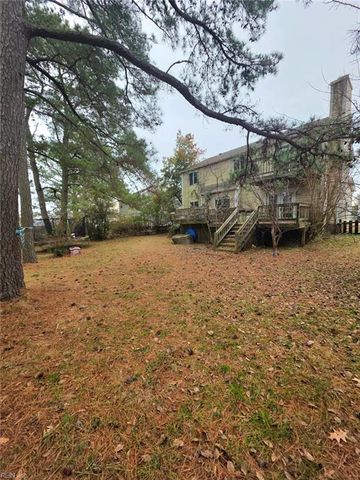 145 Alaric DR, Hampton, VA 23664