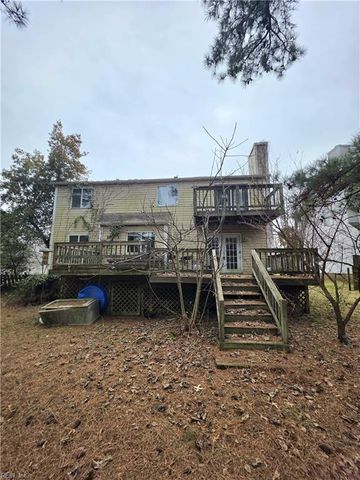 145 Alaric DR, Hampton, VA 23664