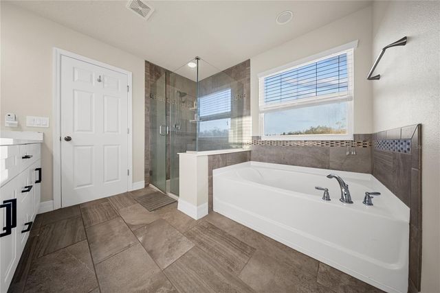 8252 RANDAL PARK BOULEVARD, Orlando, FL 32832