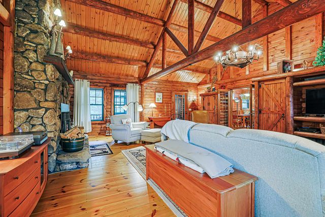 676 Starch Mill Road, Mason, NH 03048